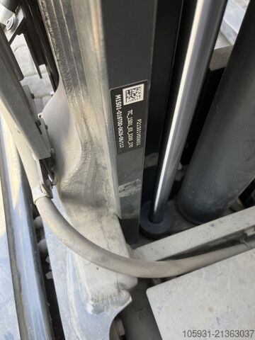 Reach truck Linde R14-01