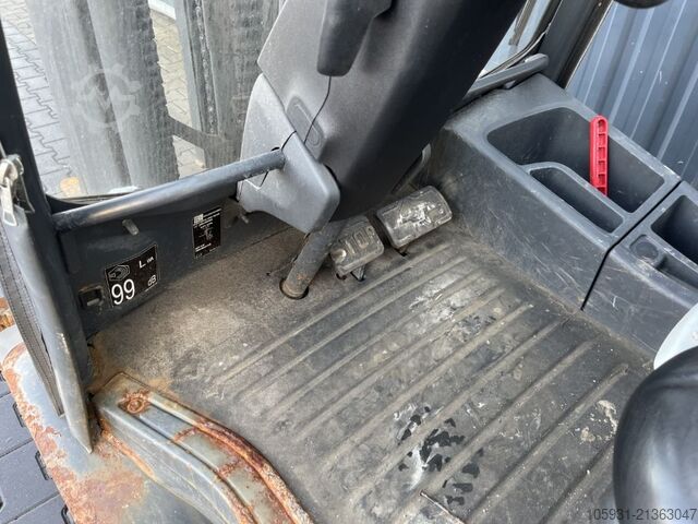 Dizel viljuškari Linde H20D-01/600