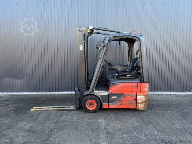 Elektrische vorkheftruck 3 wielen Linde E16C-02