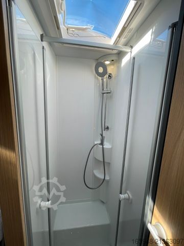 Half-integraal camper ADRIA CORAL 670 SL AXESS | Top Gepflegt - Mietflotte