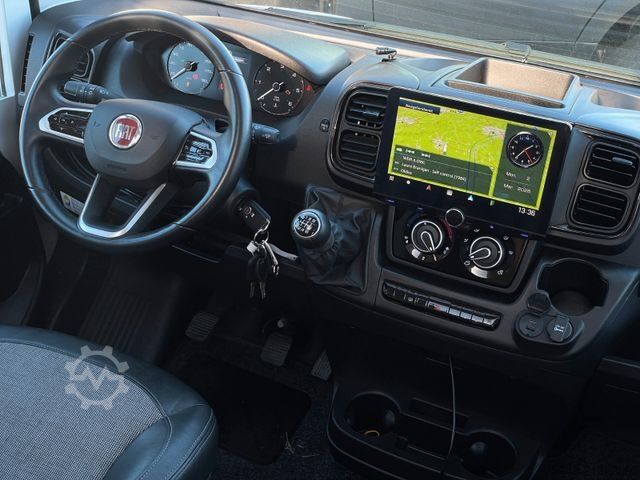 Half-integraal camper ADRIA CORAL 670 SL AXESS | Top Gepflegt - Mietflotte