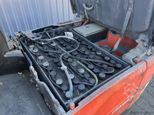 Elektrische vorkheftruck 3 wielen Linde E14-01