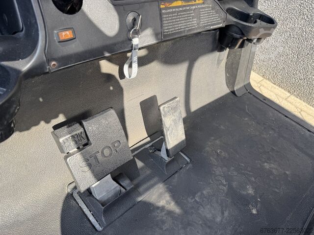 Golfcar CLUBCAR PRECEDENT 4 zitter Golfkar Golfcart 2007 Met Lader CLUBCAR CLUBCAR PRECEDENT 4 zitter Golfkar Golfcart 2007 Met Lader