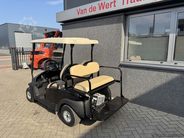 Golfcar CLUBCAR PRECEDENT 4 zitter Golfkar Golfcart 2007 Met Lader CLUBCAR CLUBCAR PRECEDENT 4 zitter Golfkar Golfcart 2007 Met Lader