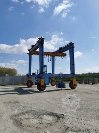 Pneumatische portaalkraan op banden (RTG) CIMOLAI / Teichmann Krane