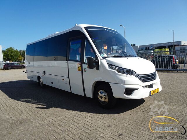 Tur otobüsü IVECO Rosero First FLHI XL - 31 Sitze EURO 6