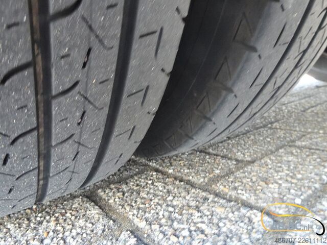 Tur otobüsü IVECO Rosero First FLHI XL - 31 Sitze EURO 6