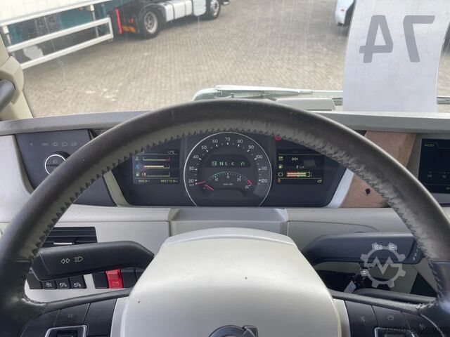 Standart-SZM Volvo FH 500 Real leather, FRIGO, ACC, ! ROYAL TRUCK!...