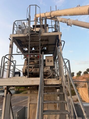 Mobil beton karıştırma tesisi Liebherr Mobilmix 2,25