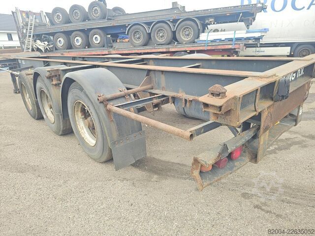 Containervervoer VAN HOOL 40 FOOT  CONTAINER CHASSIS / 20 FOOT/ STEEL SUS...