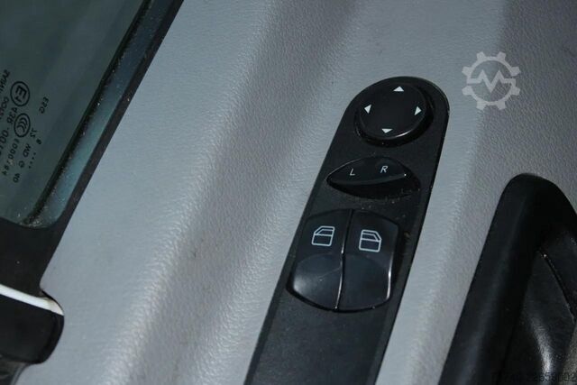Obudowa chłodnicza Mercedes-Benz Sprinter 316 + THERMO KING