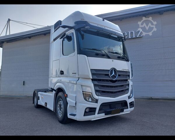 Standard nyergesvontató MERCEDES-BENZ Actros L 18 4x2 - Actros L 1848 LS 4x2