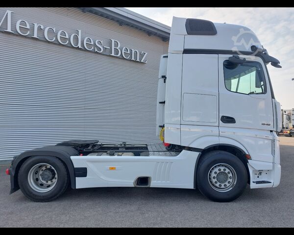 Standard nyergesvontató MERCEDES-BENZ Actros L 18 4x2 - Actros L 1848 LS 4x2