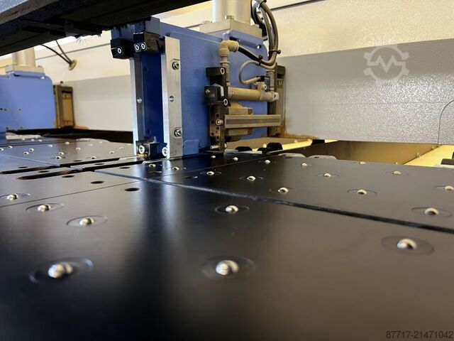 Scie à panneaux horizontale HOLZMA P HPP 430/56/56/X