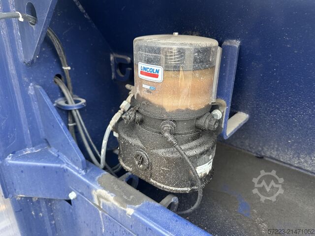 Prensa de rosca Husmann com contentor. Prensa de rosca para madeira, prensa de rosca para resíduos,  Husmann HSP-E-N-V