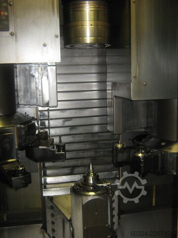 Centro de torneamento e fresagem CNC - Vertical EMAG EMAG VTC 250