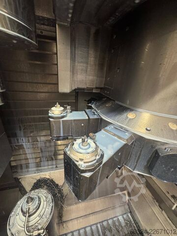 Centro de torneamento e fresagem CNC - Vertical EMAG EMAG VTC 250