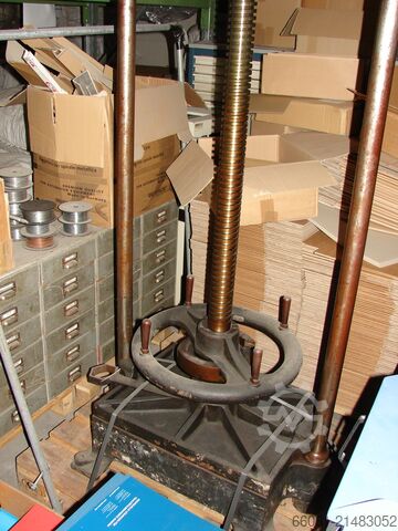 tripple Z GmbH tripple Z GmbH tripple Z GmbH