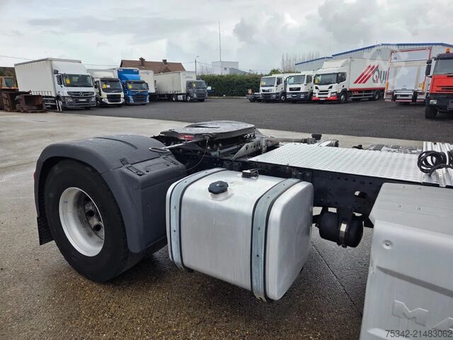 Standard-SZM MAN TGX 18.400