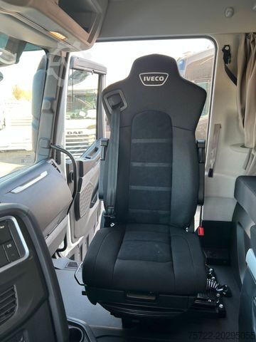 Chasis de camión IVECO S-WAY 490 Fahrgestell Baustoffpritsche Sofort