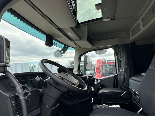 Autolaadkraan VOLVO FH 500 8x4 Pritsche mit Fassi F905R.2.7 + JIB