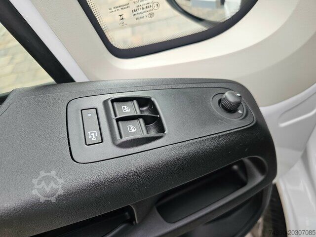 Aangepaste bestelwagen Fiat Ducato 120 L2H1 Premium Kabine + Visibility
