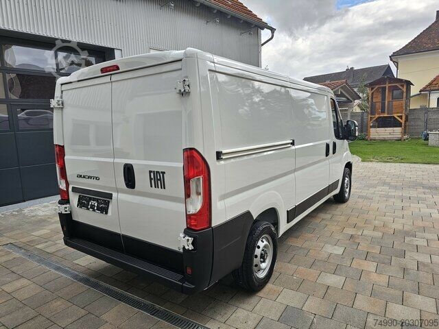Aangepaste bestelwagen Fiat Ducato 120 L2H1 Premium Kabine + Visibility