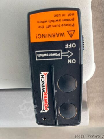 Furgon samochodowy do przewozu aut IVECO Daily 70c17 Abschleppwagen*Nutzlast=3.900Kg*