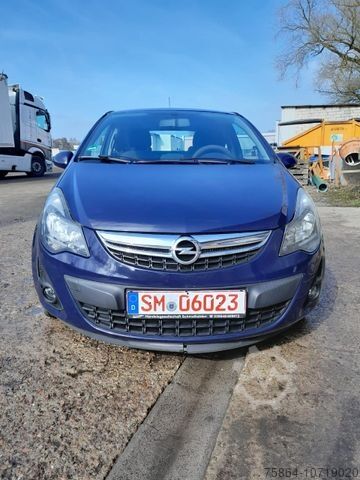 Fourgon OPEL Corsa D Selection / +GAS Anlage