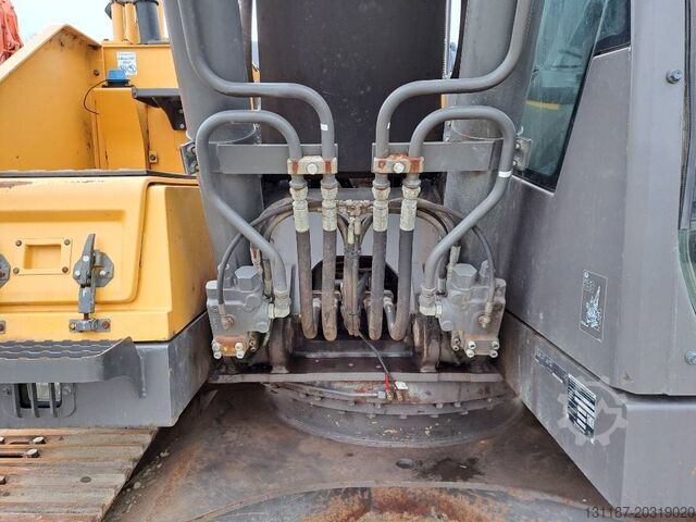 Rupsgraafmachine Volvo EC 220 EL (New Undercarriage)