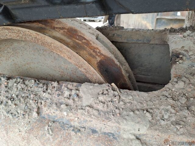 Rupsgraafmachine Volvo EC 220 EL (New Undercarriage)