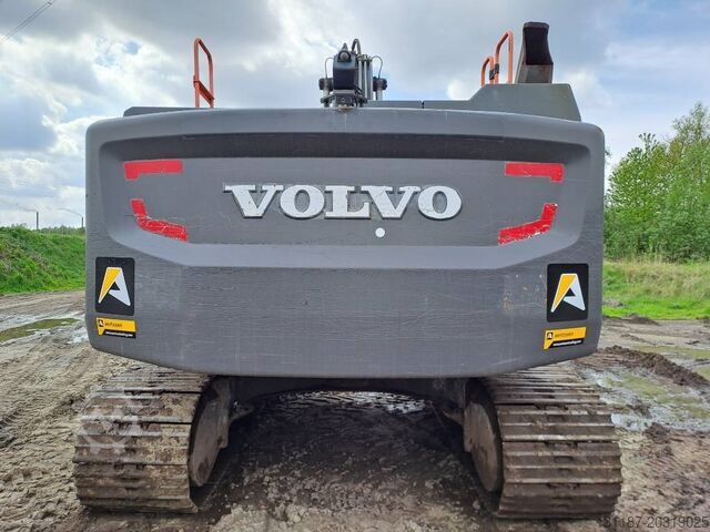 Rupsgraafmachine Volvo EC 300 EL