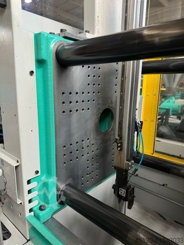 Injection molding machine Arburg 470C 1500-400