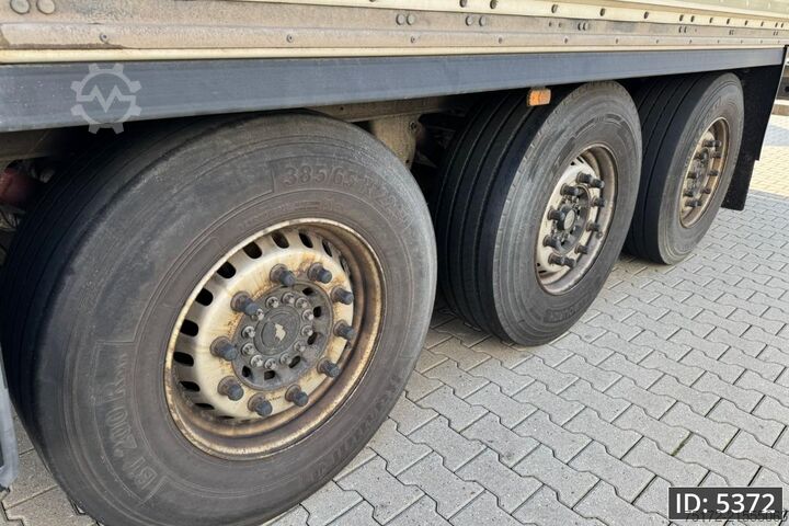 Kufr Schmitz Cargobull SCB/S3B / Disk brakes / Double stock