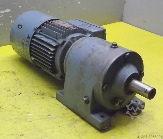 Κινητήρας ταχυτήτων 0,25 kW 41 σ.α.λ. SEW-EURODRIVE R40DT71C4BH