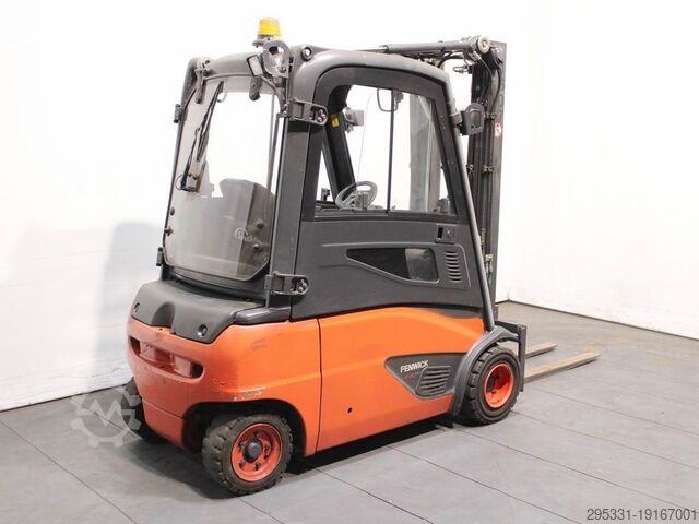 Elektrische vorkheftruck met 4 wielen Linde E 20 PL-02  386