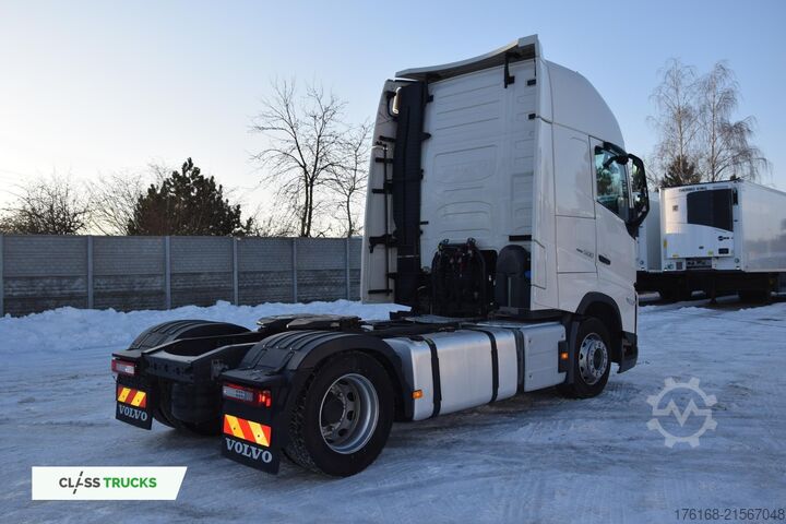 Standard tractor unit VOLVO FH 500 Globetrotter XL Varios