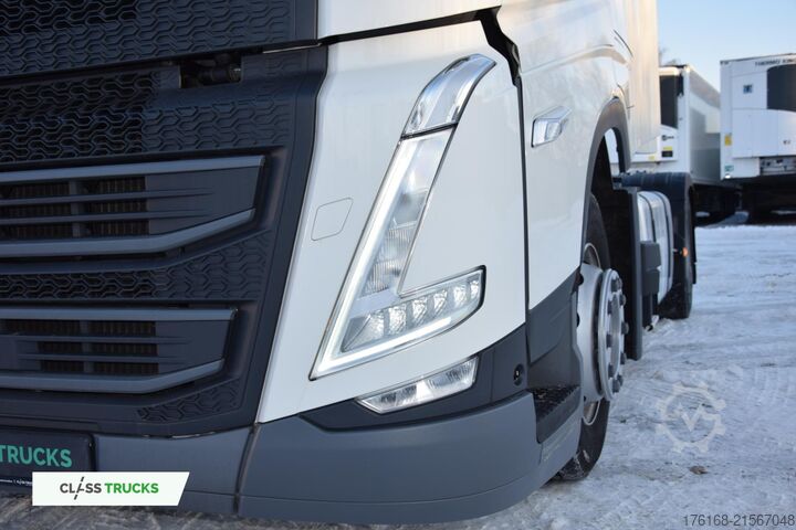 Standard tractor unit VOLVO FH 500 Globetrotter XL Varios