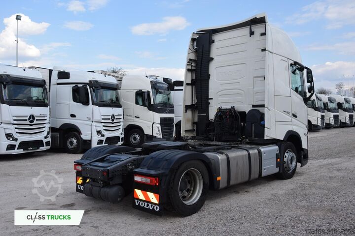 Standard tractor unit VOLVO FH 500 Globetrotter XL Varios