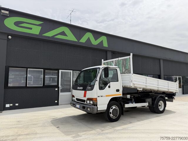 Furgone ribaltabile a tre lati Isuzu NQR 15.75 Kipper 4x2 Euro2