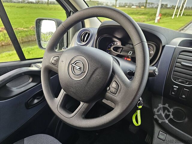 Magastetős kombi OPEL VIVARO 1.6 ac navi