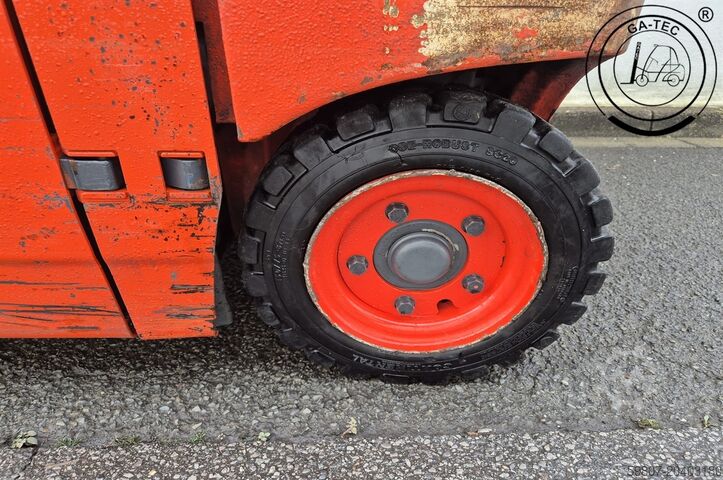 Electric 4-wheeler Linde E18PH