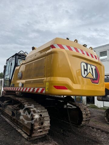 Rupsgraver CATERPILLAR 352 mit CE und EPA