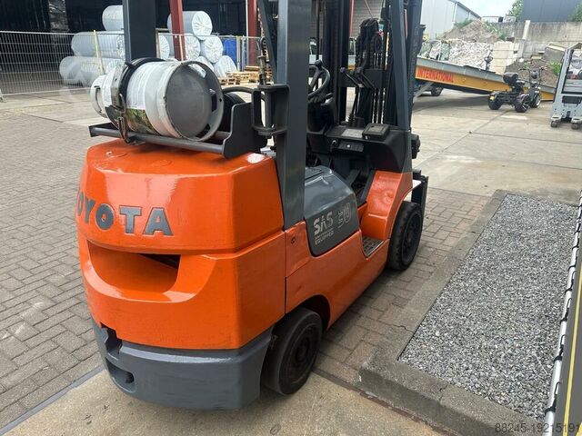 VS-22045 Triplex LPG Heftruck Toyota Sidehift Freelift bj2001 TOYOTA 7FGCU30