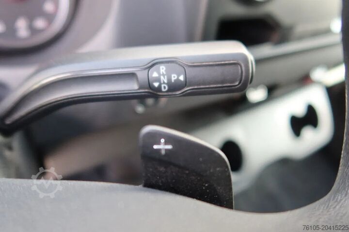 Trolejbus hladnjače Mercedes-Benz 317 CDI 317 CDI L3/H2 Koel/Vries Automaat