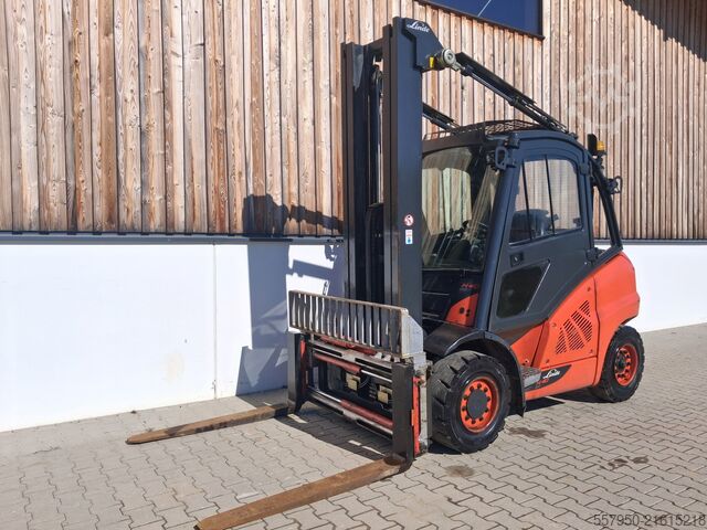 Vysokozdvižný vozík Linde H 40 Diesel Triplex Zinkenverstellgerät