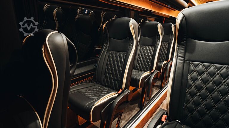 Antrenor Mercedes-Benz Sprinter 519 Busconcept 21 Sitzer