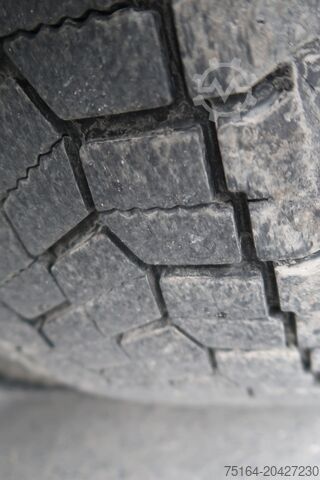 Volumen SZM SCANIA R 520 Topline Mega