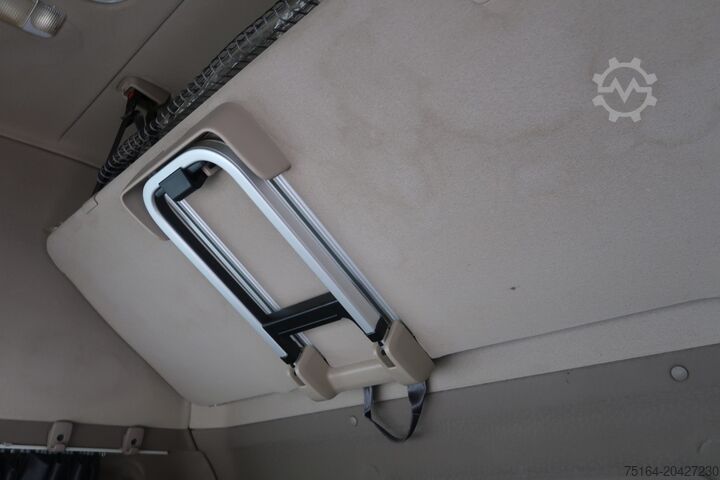 Volumen SZM SCANIA R 520 Topline Mega