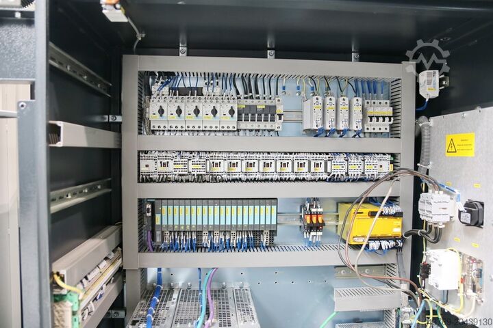 Centro de usinagem vertical DMG MORI SEIKI DMC 1035 V ecoline